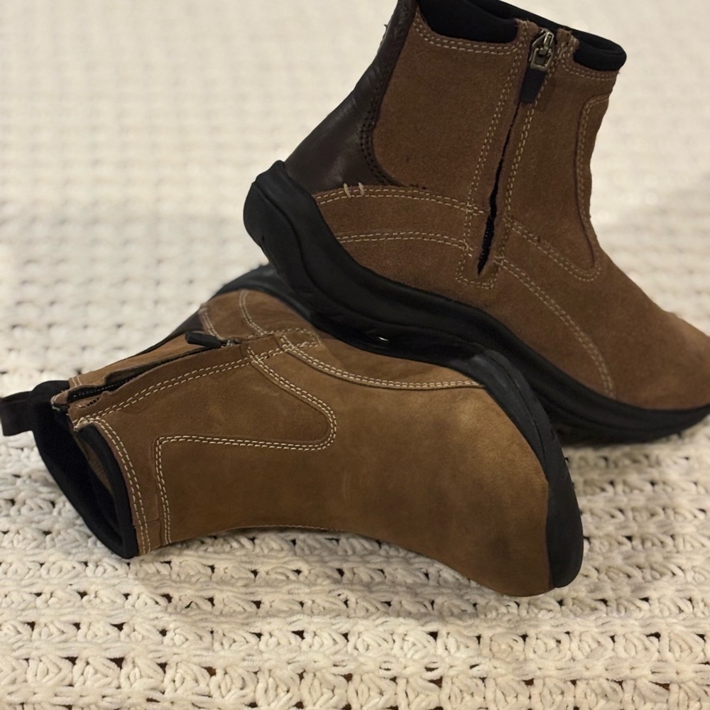 Lands’ End Brown Suede Ankle Boots